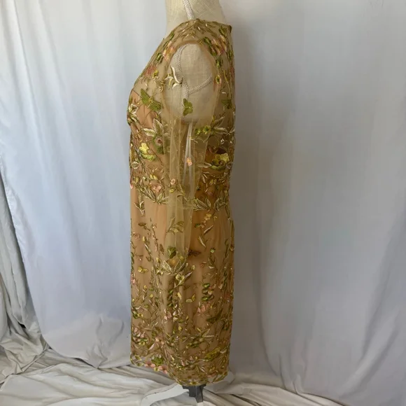 green emerald velvet dress Marchesa Notte Embroidered Foiled Tea-Length Dress – Très Chic